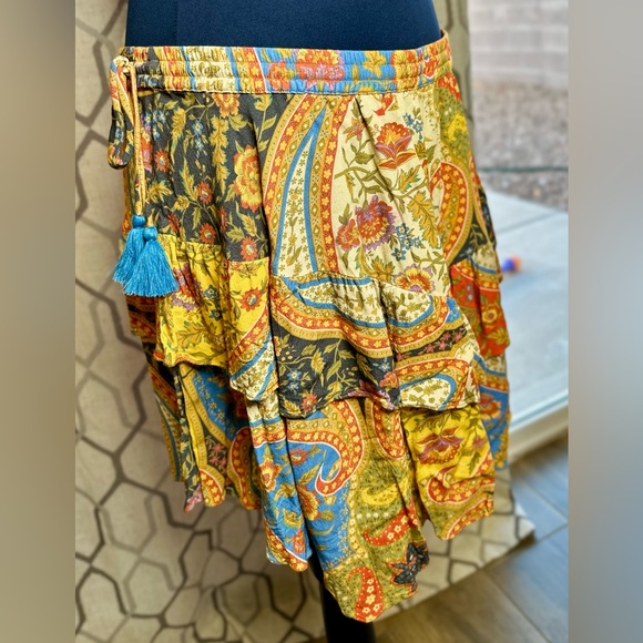 EUC Spell & the Gypsy Collective Kaleidoscope Belladonna Handkerchief Mini Skirt - Picture 10 of 15